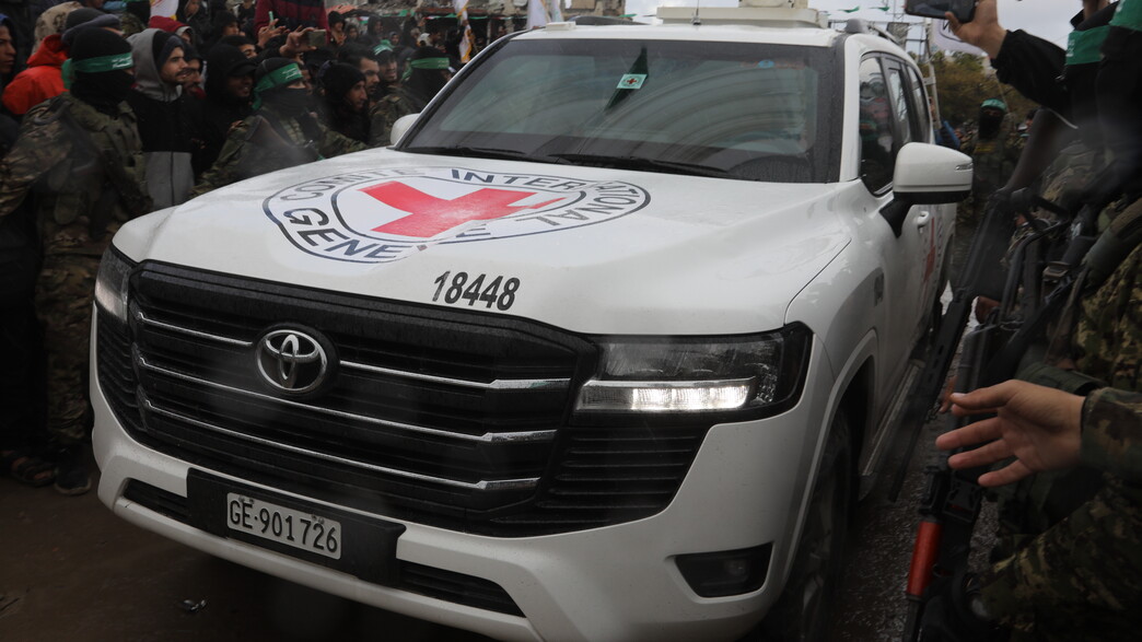 טקס העברת החטופים ברפיח טקס העברת החטופים ברפיח