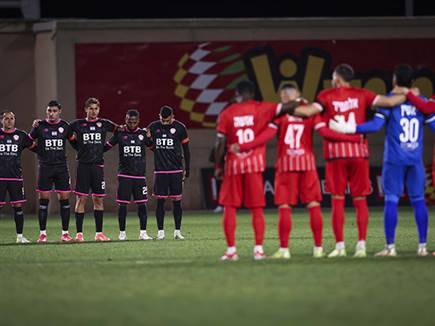 הערב נפתח בטקס חשוב לזכר החללים שהושבו משבי החמאס (מאור אלקסלסי)