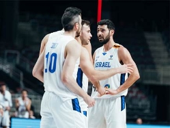 (FIBA) (צילום: ספורט 5)