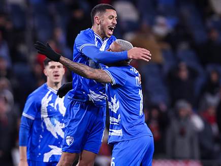 אבל אבו רומי השיב מלחמה (צילום: מאור אלקסלסי)