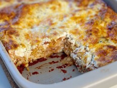 לזניה חלבית קלה (צילום: יעל קצב) לזניה חלבית קלה (צילום: יעל קצב)