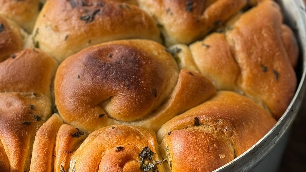 קובנה שום ועשבי תיבול קובנה שום ועשבי תיבול