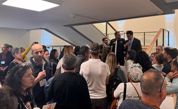 משמר הכנסת מונע את כניסתם של משפחות מועצת אוקטובר 