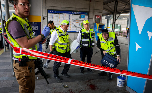 פיגוע בתחנת מרכזית המפרץ בחיפה (צילום: דוד כהן, פלאש 90)