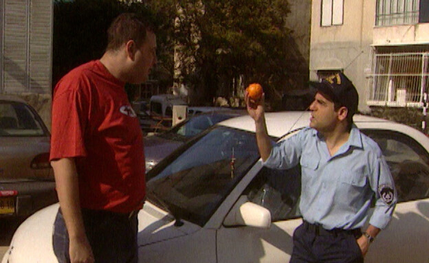 אסף אשתר, צביקה הדר