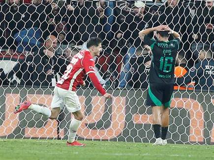 אסור להתבזות (אלן שיבר) (צילום: ספורט 5)