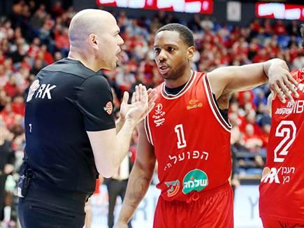 במשחק חד צדדי (אלן שיבר)