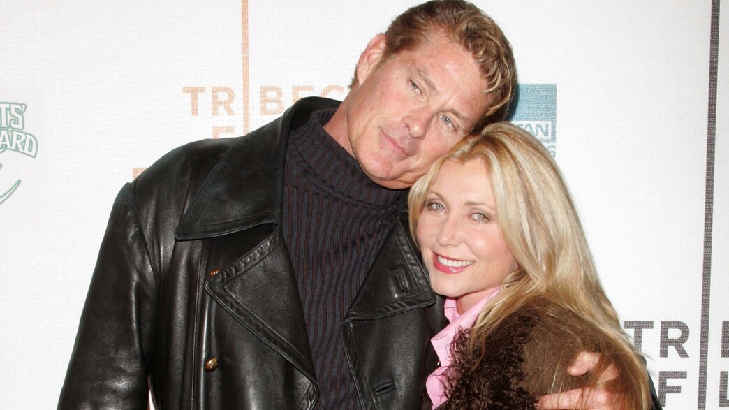 פמלה באך, דיוויד הסלהוף