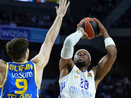 יאבוסלה. לא יכול היה לסרב לריאל מדריד (Getty) (צילום: ספורט 5)