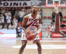 (האתר הרשמי של ספוג'ניה סטארגרד) (צילום: ספורט 5)