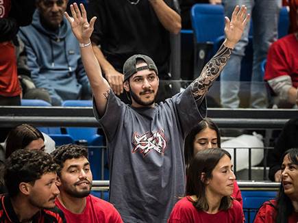 שורד השבי אלי-ה כהן נכח בהיכל (עודד קרני)