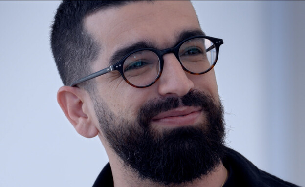 חנן בן ארי (צילום: מתוך "ריאיון מיוחד", קשת 12)