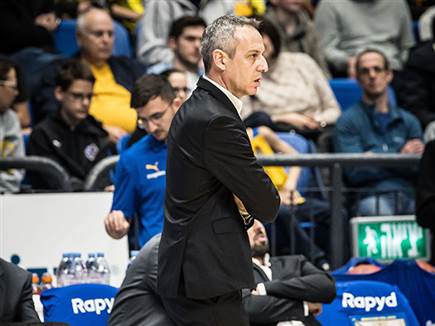 ולעודד קטש כאב ראש (עודד קרני)