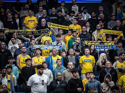 והאוהדים יצאו מרוצים, לפחות מהתוצאה (עודד קרני)