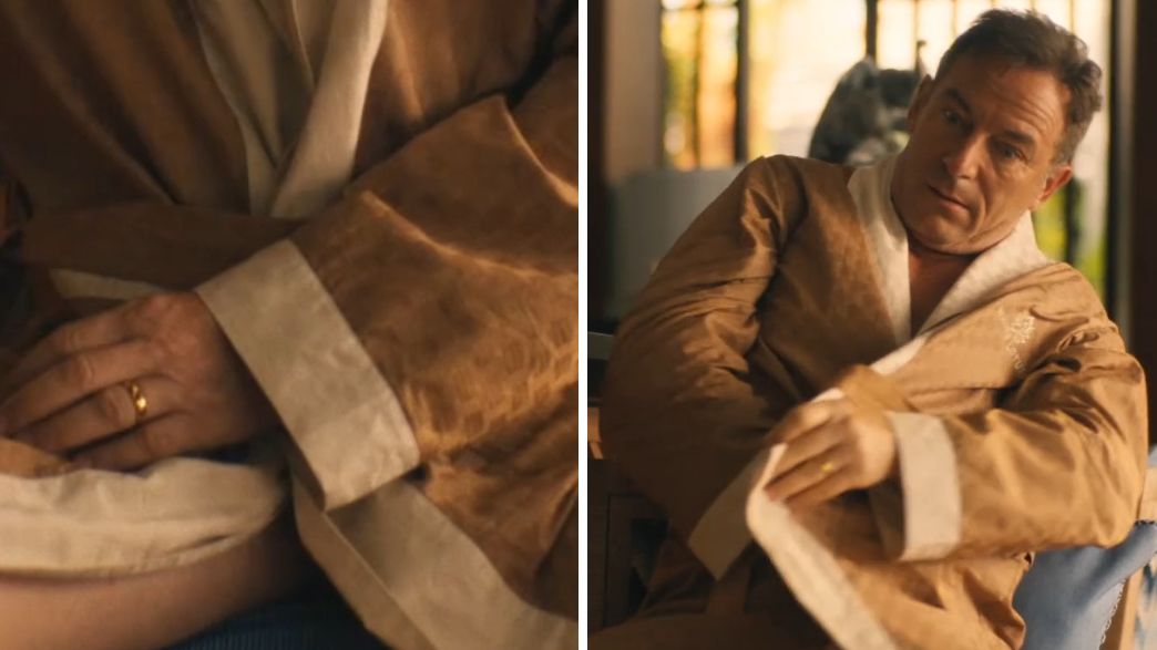 ג'ייסון אייזקס, "הלוטוס הלבן" ג'ייסון אייזקס, "הלוטוס הלבן"