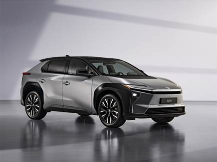 ה-BZ4X מתחדש לכבוד 2025