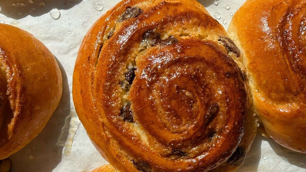 שושני שמרים עם בצק עוגיות שושני שמרים עם בצק עוגיות