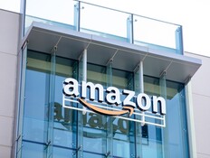 אמזון, בניין אמזון (צילום: bluestork, shutterstock) אמזון, בניין אמזון (צילום: bluestork, shutterstock)