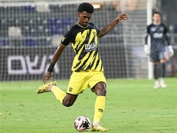 (ברני ארדוב) (צילום: ספורט 5)