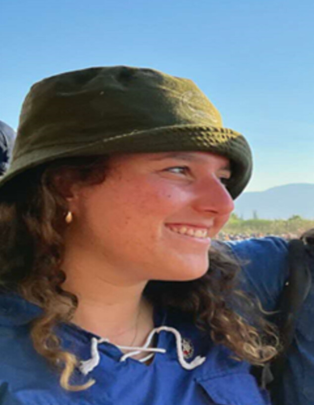 נויה לאופר בשנת השירות בשומר הצעיר נויה לאופר בשנת השירות בשומר הצעיר