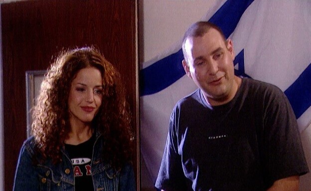 צביקה הדר, גלית גיאת