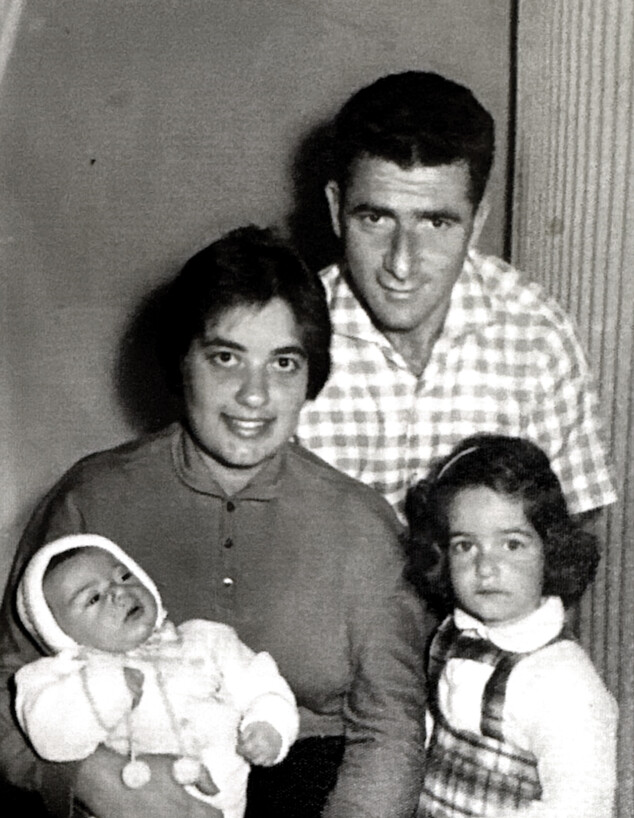 יעקב רוטמן עם משפחתו (צילום: באדיבות המשפחה)
