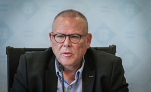 ארנון בר-דוד (צילום: אבשלום ששוני, פלאש 90)