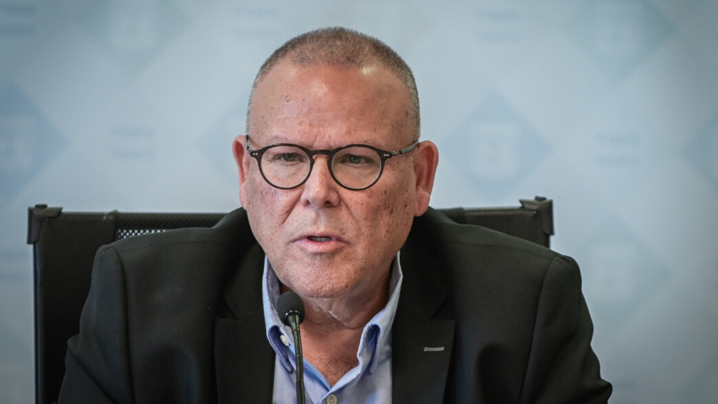 ארנון בר-דוד ארנון בר-דוד