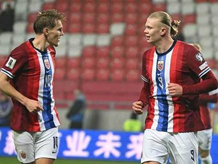 וגם הולאנד הצטרף לחגיגה (אודי ציטיאט)