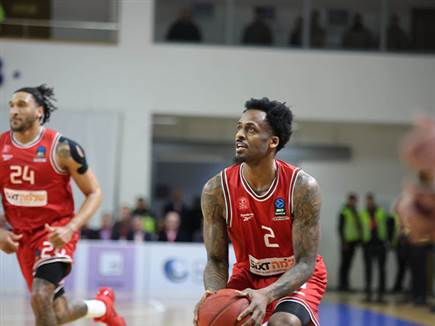 אחרי ההפסד המתסכל בספרד (הפועל “שלמה“ תל אביב)