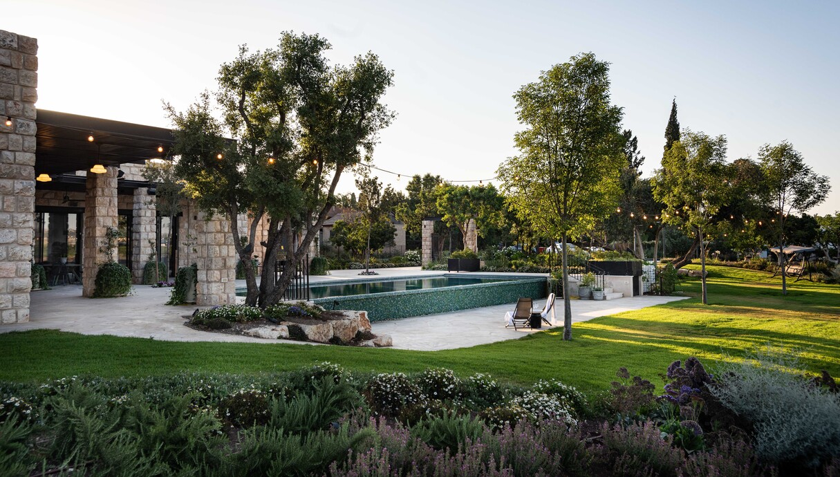 נחלת בכור, אדריכלית גליה בר-און