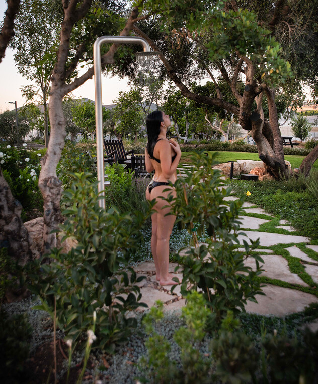 נחלת בכור, ג אדריכלית גליה בר-און