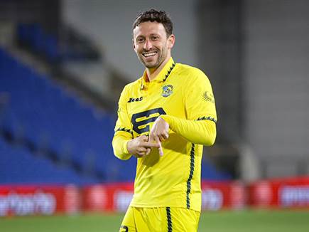 עוד אחד לאוסף (קובי אליהו)