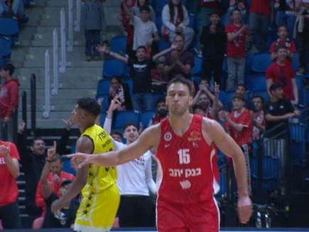 לוי. בשעה טובה ומרגשת (צילום: ספורט 5)