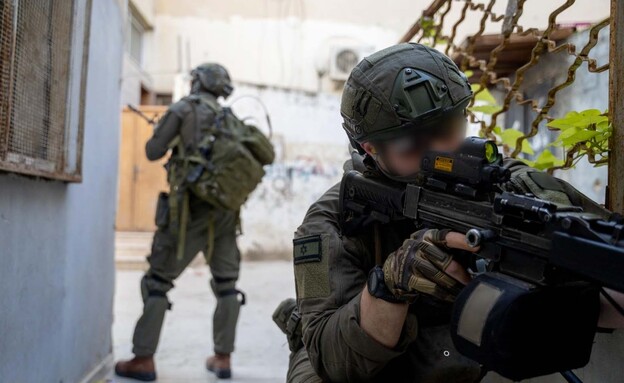 פעילות סיירת חרוב באיו