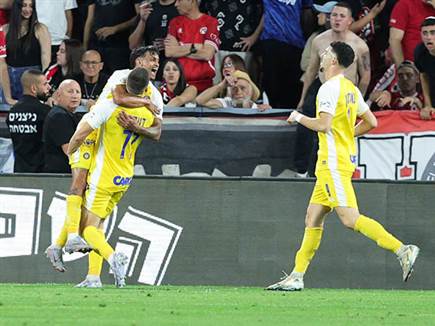 בדרך למחצית של 0:3 גדול (צילום: אלן שיבר)