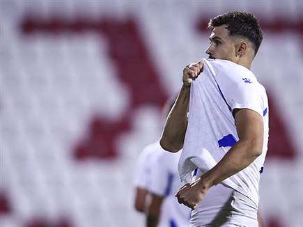 דמשקאן הכפיל בפנדל (מאור אלקסלסי)