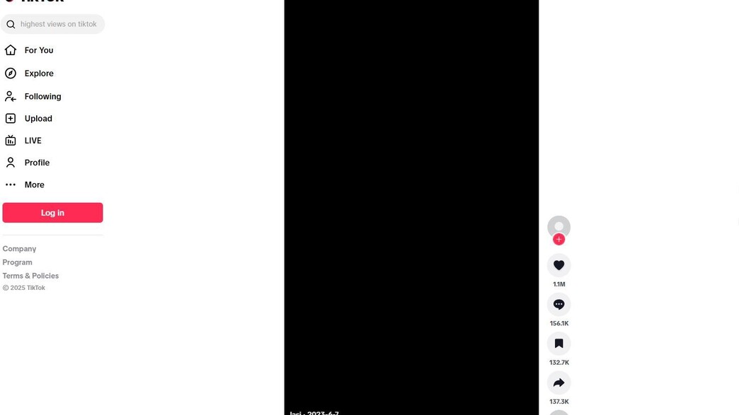 סרטון טיקטוק שחור