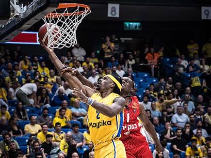 קלארק. הכי טוב בצהוב הערב (עודד קרני)