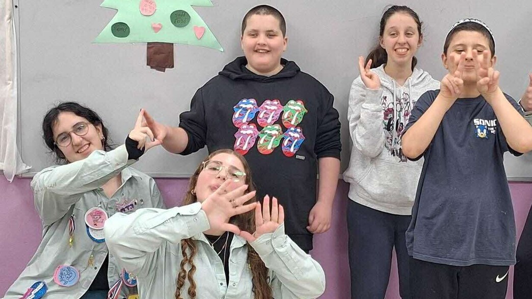 חניכי "כנפיים של קרמבו"