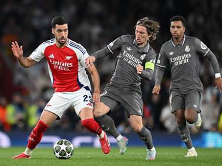 אבל על הדשא היתה ענקית אחת (getty)