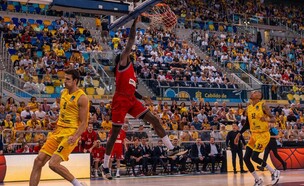 הפועל תל אביב נגד גראן קנריה (צילום: הפועל "שלמה" תל אביב)