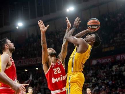 הורד חזר מעט לעניינים (GETTY)