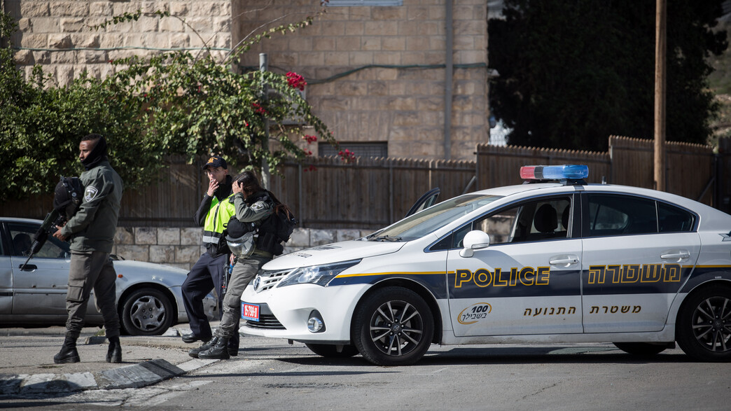 ניידת משטרה