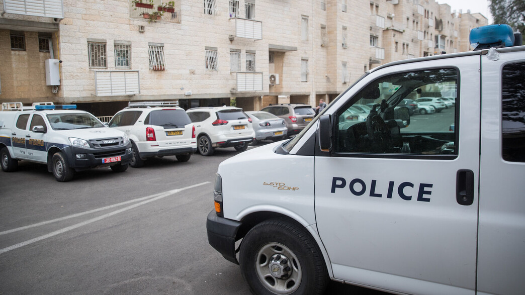 ניידת משטרה