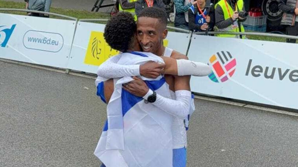 איילה וטפרי בסיום הריצה