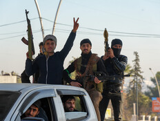 בדמשק חוגגים, המיעוטים חוששים: "דם על הידיים של א-שרע"