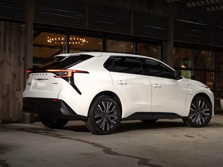 מאחור השינוי פחות בולט