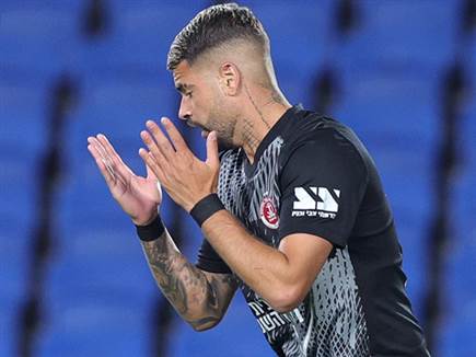 הוא לא ייקח חלק במשחק. רותם חטואל (אלן שיבר)