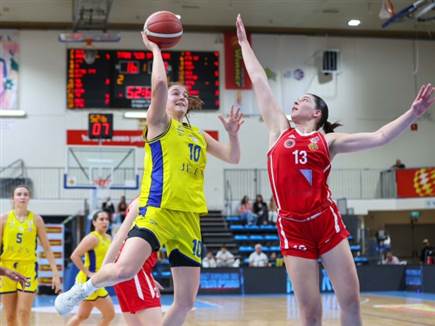 מאיירס התקשתה (באדיבות לירן מולדובן, מנהלת הליגה לנשים)